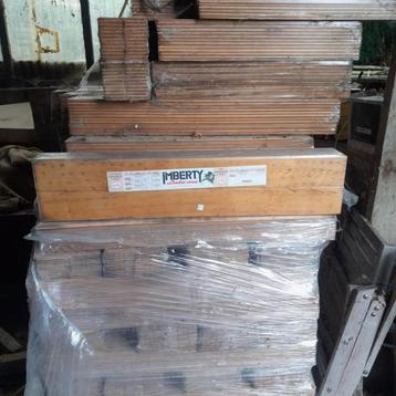 kastanje planchetten, Planche planchettes lattes de châtaign beschikbaar voor biedingen