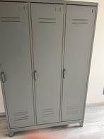Kleerkast 3deurs jeugd/kinderkamer, Ophalen, Gebruikt, 100 tot 150 cm, Met hangruimte