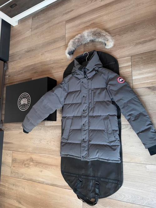 Originele Canada Goose carson heritage parka, Kleding | Heren, Jassen | Winter, Zo goed als nieuw, Maat 52/54 (L), Ophalen of Verzenden