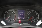 (1YMG078) VOLKSWAGEN T-ROC, Stof, Bedrijf, 5 zetels, 5 deurs