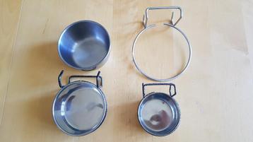 ecuelles pour oiseaux beschikbaar voor biedingen