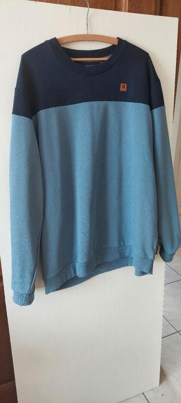 Nieuwe sweater beschikbaar voor biedingen