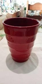 vase en céramique rouge vin foncé h 16,5 cm, Maison & Meubles, Accessoires pour la Maison | Vases, Comme neuf, Moins de 50 cm