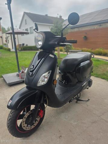 Sym Fiddle 3 125cc noir - KM : 6700 - BJ : 2017, Enlèvement, Comme neuf, Fiddle
