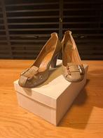 Khaki pumps Chloé maat 39, Kleding | Dames, Schoenen, Pumps, Overige kleuren, Ophalen of Verzenden, Chloé Made in Italy