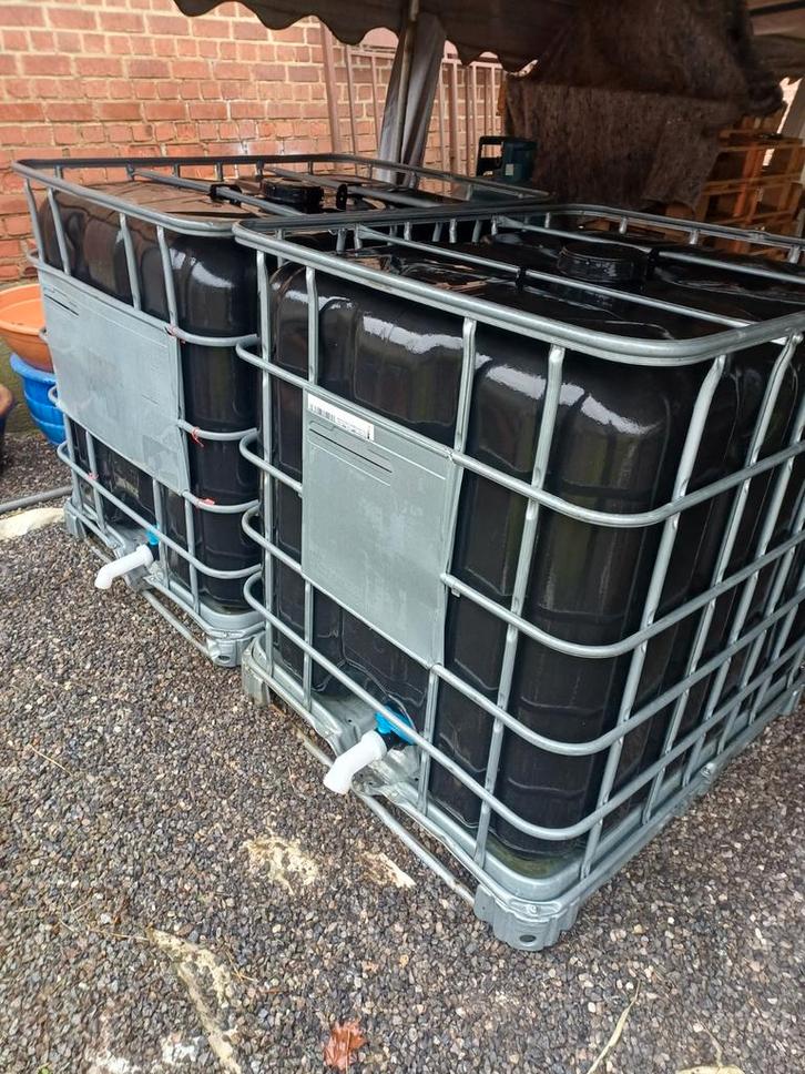 2 IBC-tanks tegen algen van 1000 liter, Tuin en Terras, Regentonnen, Zo goed als nieuw, Kunststof, 150 liter of meer, Met kraantje