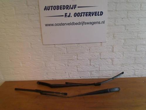 Ruitenwisserarm voor van een Volkswagen Jetta, Auto-onderdelen, Ruiten en Toebehoren, Volkswagen, Gebruikt, 3 maanden garantie