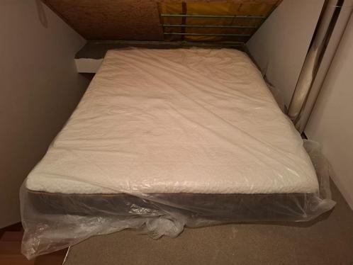 Matras in nieuwstaat, Huis en Inrichting, Slaapkamer | Matrassen en Bedbodems, Zo goed als nieuw, Matras, 160 cm, 200 cm, Tweepersoons