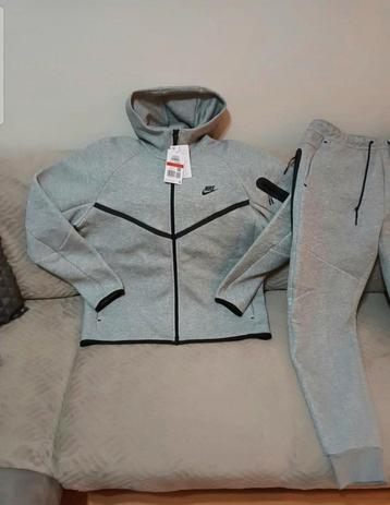 Nike tech fleece Original Product  beschikbaar voor biedingen