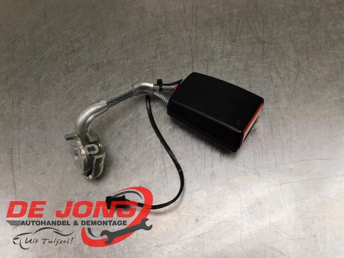 Veiligheidsgordel Insteek rechts-achter van een BMW 5-Serie, Auto-onderdelen, Interieur en Bekleding, BMW, Gebruikt, 3 maanden garantie