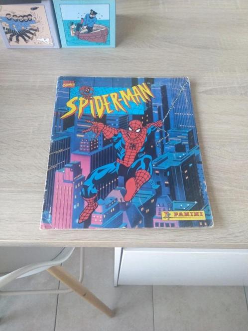 Album panini Marvel comics spiderman 1995, Hobby & Loisirs créatifs, Jeux de cartes à collectionner | Autre, Utilisé, Livre ou Catalogue