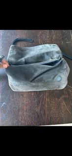 Zadig & Voltaire Rock Suede Clutch. Gray, Gebruikt, Minder dan 40 cm, Minder dan 35 cm, Grijs