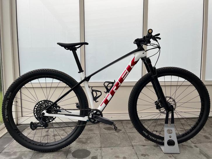 Procaliber 9.7 M 29 Crystal White/Trek Black, Fietsen en Brommers, Fietsen | Mountainbikes en ATB, Zo goed als nieuw, Trek, Ophalen