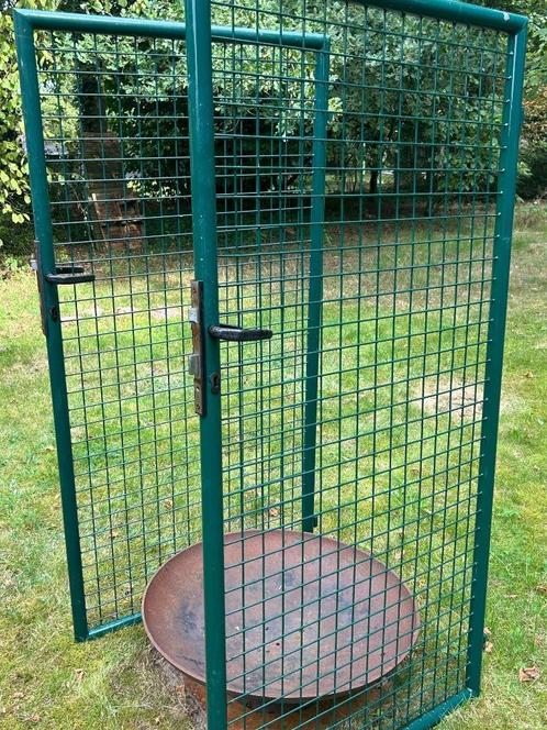 2 tuinpoortjes en 4 tuinpalen hoogte 2 meter, Tuin en Terras, Tuinhekken en Hekwerk, Gebruikt, Overige typen, Overige materialen