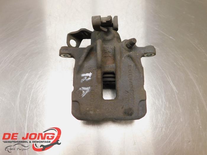 Etrier de frein (pince) arrière droit d'un Opel Vivaro, Autos : Pièces & Accessoires, Freins & Transmission, Opel, Utilisé, 3 mois de garantie