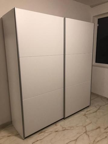 Schuifdeurkast White Line RAUCH beschikbaar voor biedingen