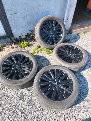 4 Roue Mitsubishi outlander 2015  beschikbaar voor biedingen
