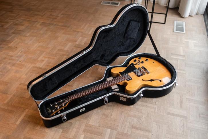 Guitare électrique Court Source, Musique & Instruments, Instruments à corde | Guitares | Électriques, Utilisé, Semi-solid body