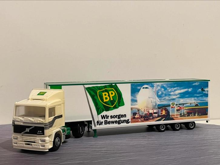 Albedo (Herpa) Volvo F12 BP 1/87, Hobby en Vrije tijd, Modelauto's | 1:87, Zo goed als nieuw, Bus of Vrachtwagen, Herpa, Ophalen of Verzenden