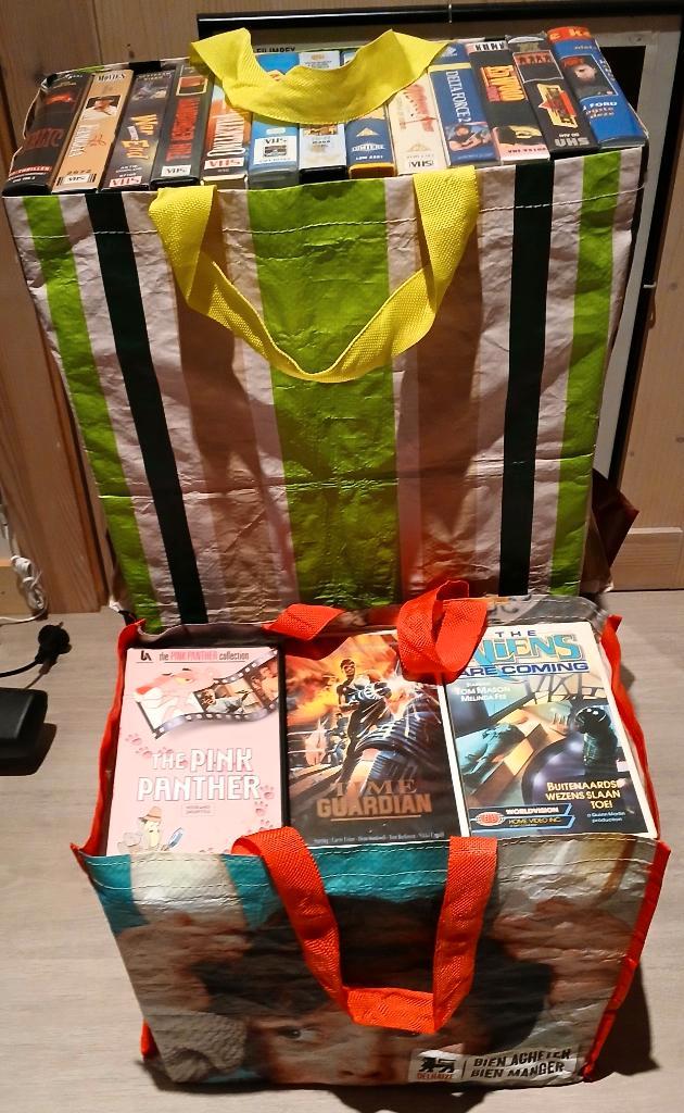 Partij VHS - videocassettes - videobanden - ca 85 stuks, CD & DVD, VHS | Film, Utilisé, Action et Aventure, Enlèvement