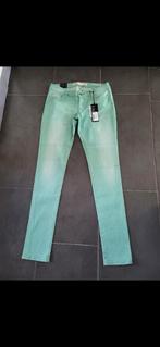 Neuf !Guess 30€, Vêtements | Femmes, Jeans, Guess, Autres couleurs, W28 - W29 (confection 36), Enlèvement ou Envoi