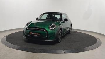 MINI Cooper 1.5 Benzine Auto/Half led. Zet./Navi/Camera beschikbaar voor biedingen