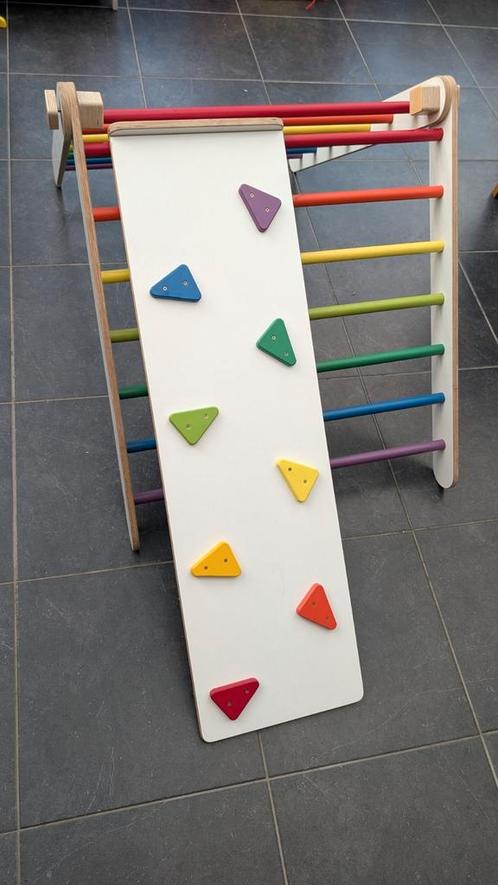 Klimdriehoek met glijbaan en klimplank (Pikler-stijl), Kinderen en Baby's, Speelgoed | Houten speelgoed, Zo goed als nieuw, Ophalen