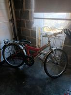 Jongen fiets voor 7 tot 9 jaar komt met gratis helm, Fietsen en Brommers, Ophalen, Zo goed als nieuw