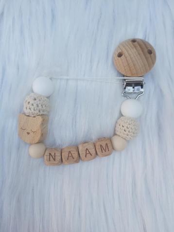 Gepersonaliseerde naam speen koord met houten beertje beige beschikbaar voor biedingen