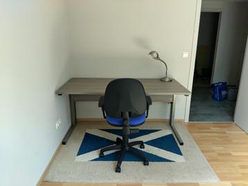 Bureau beschikbaar voor biedingen