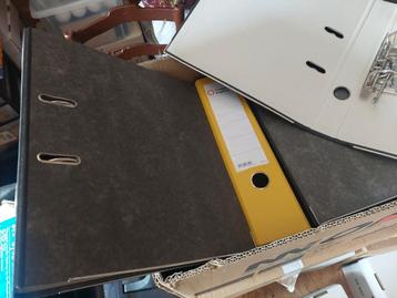 Archiefkasten gebruikt maar in zeer goede staat  beschikbaar voor biedingen