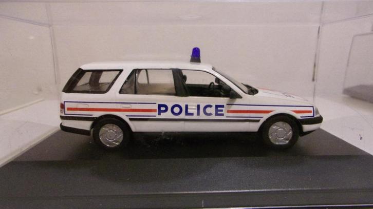 RARE! PEUGEOT 405 BREAK POLICE FR.NOREV 1/43+VITRINE, Hobby en Vrije tijd, Modelauto's | 1:43, Zo goed als nieuw, Auto, Norev