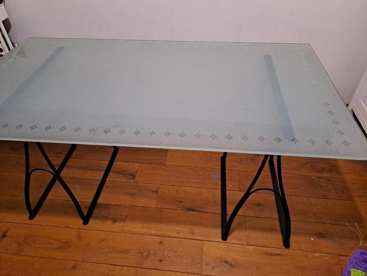 Bureau van gezandstraald glas met schragen, Huis en Inrichting, Bureaus, Gebruikt, Bureau, Ophalen