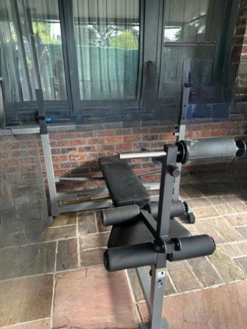Press bench / Banc de musculation multifonction beschikbaar voor biedingen