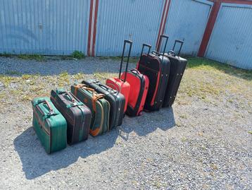 Lots de 8 valises. Dont 4 trolley. 