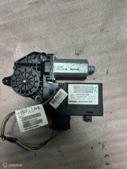 Motor raammechaniek origineel rechtsvoor Peugeot 307 (01-07, Auto-onderdelen, Ruiten en Toebehoren, Peugeot, Gebruikt, Ophalen of Verzenden