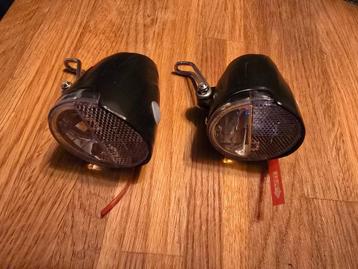Set van koplamp MARWI UN4280 incl. batterij en bracket beschikbaar voor biedingen