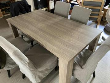 Table de salle à manger beschikbaar voor biedingen