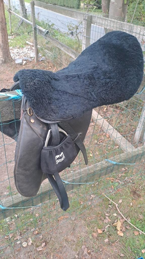 Zadel, Dieren en Toebehoren, Paarden en Pony's | Hoofdstellen en Tuigage, Zo goed als nieuw, Ophalen of Verzenden