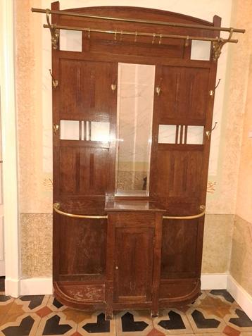 kapstok  beschikbaar voor biedingen