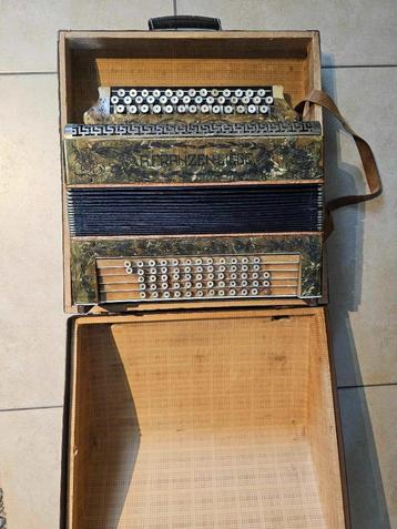 Un accordéon d'antiquités