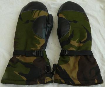 Handschoenen Gvt, Winter Gevoerd, Camo, maat 8, KL, 1992.(1) beschikbaar voor biedingen