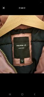 Roze parka jas, Kinderen en Baby's, Kinderkleding | Maat 92, Ophalen, Meisje, Name it, Zo goed als nieuw