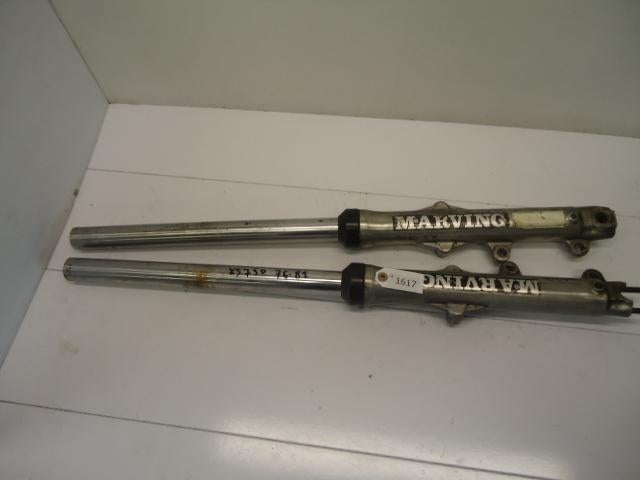 XS750 1976 - 1981 Yamaha Vork D1-33783