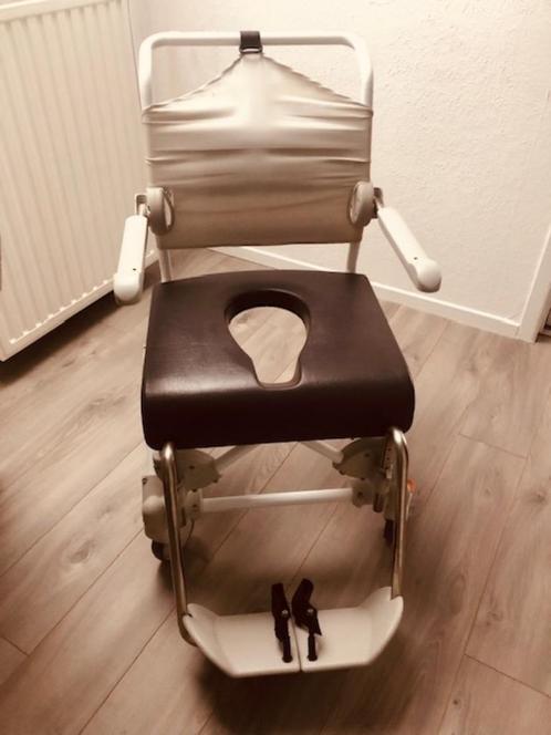 Douche rolstoel voor volwassenen, Diversen, Verpleegmiddelen, Gebruikt, Ophalen
