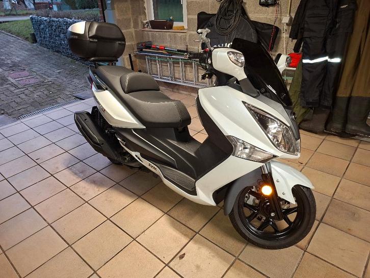 Scooter sym GTS 300 i, Fietsen en Brommers, Scooters | SYM, Zo goed als nieuw, Overige modellen, Benzine, Ophalen