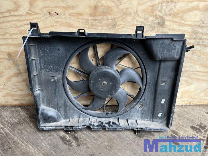 MERCEDES SLK R170 CLK W208 koelvin 1998-2004 A2025053555, Auto-onderdelen, Motor en Toebehoren, Mercedes-Benz, Gebruikt, Ophalen of Verzenden