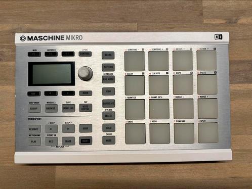 MASCHINE MIKRO MK2, Musique & Instruments, Équipement Midi, Utilisé