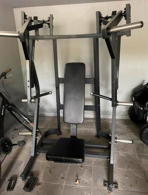 Plate loaded ~ chest press, Sport en Fitness, Fitnessapparatuur, Zo goed als nieuw, Krachtstation, Armen, Benen, Borst, Buik, Rug