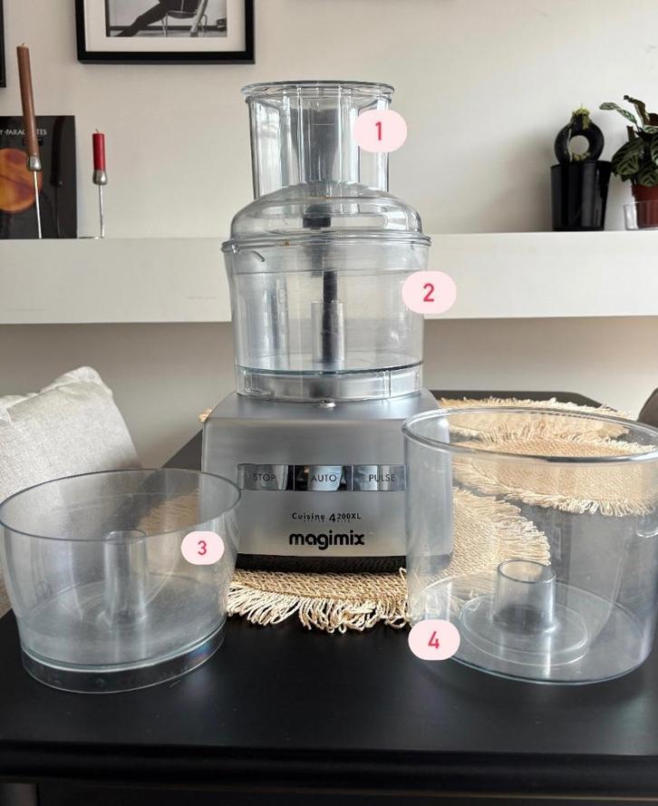 Multifunctionele robot - MAGIMIX CS 4200 XL, Elektronische apparatuur, Keukenmixers, Zo goed als nieuw, Ophalen